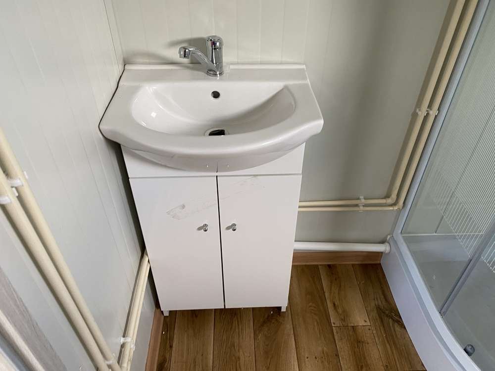 Bureau 6x2,4 (wc, douche et cuisine) – Image 5