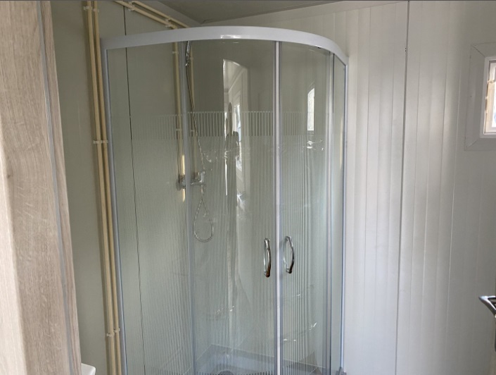 Bureau 6x2,4 (wc, douche et cuisine) – Image 3